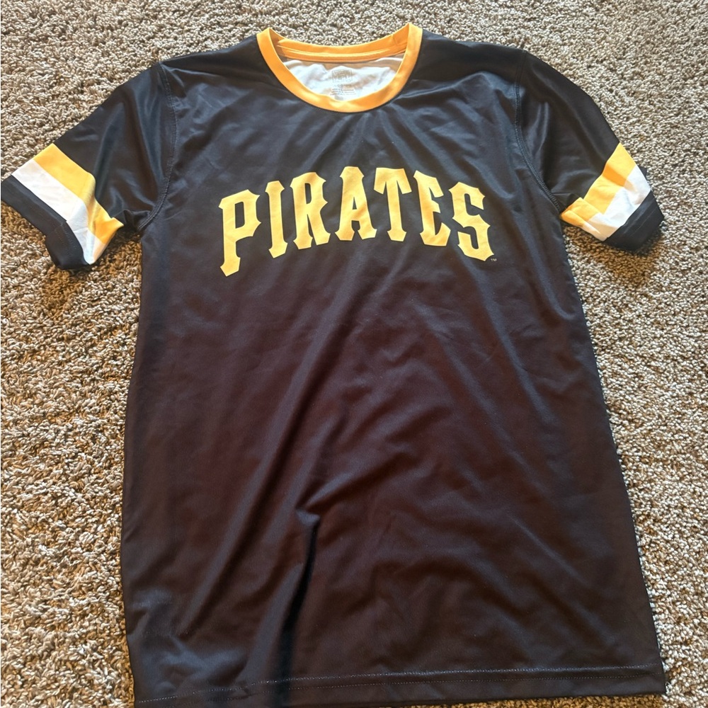 Pirates Black and Yellow T-Shirt